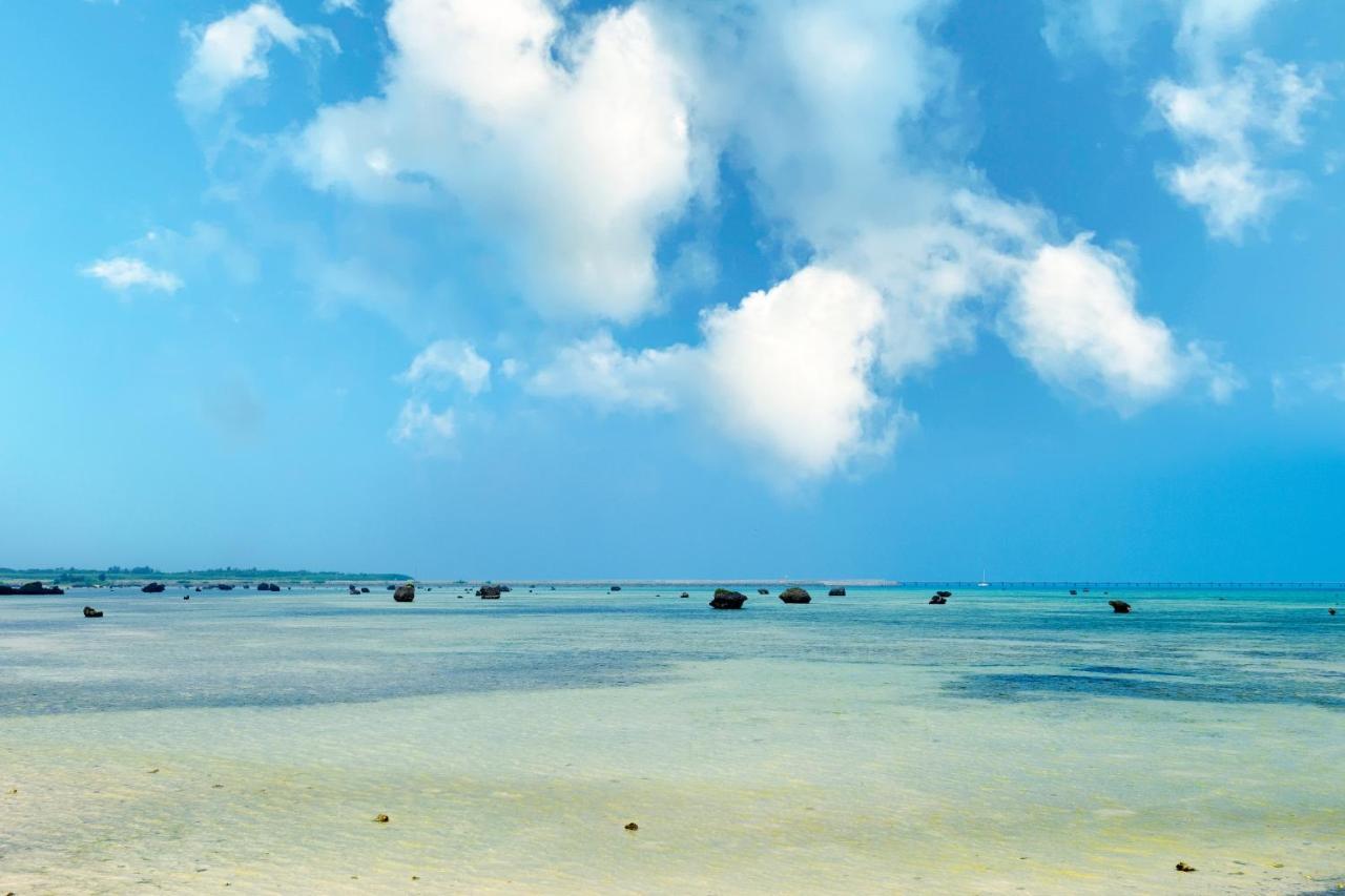 Watermark Hotel Okinawa Miyakojima Exterior photo